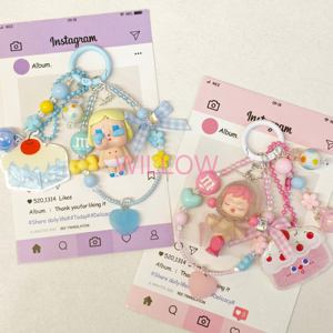 Nouveau mini porte-clés Cry Baby en acrylique pour sacs à main féminins, accessoires Skullpanda en cuir, vente en gros - Product Image 3