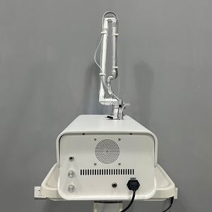 เครื่องเลเซอร์ CO2 แบบเศษส่วนสำหรับรักษาสิว ลดรอยแผลเป็น ริ้วรอย และกระชับผิว เครื่องเลเซอร์ CO2 สำหรับสลักลายและความงาม - Product Image 3