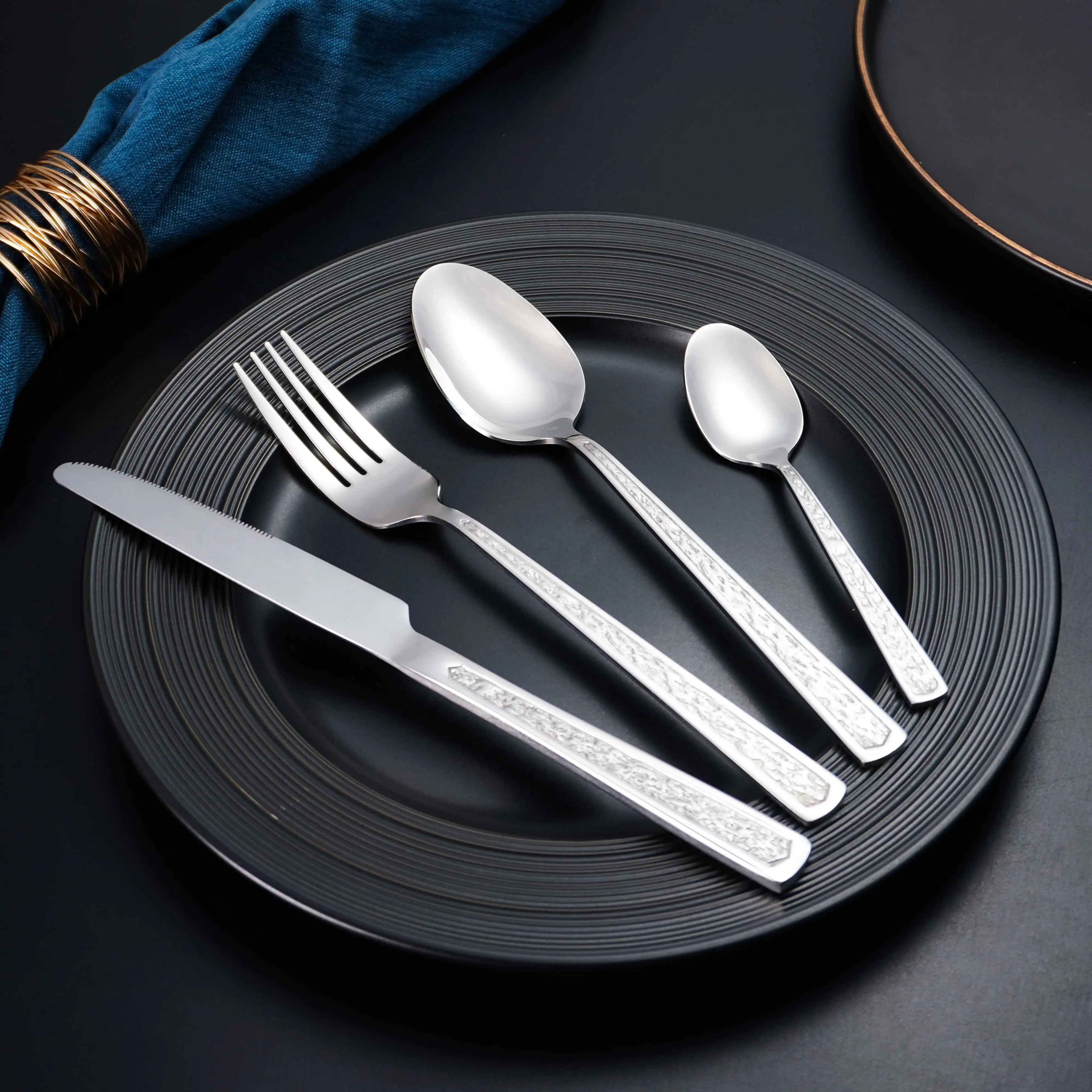 Restaurant Wholesale Silverware Stainless Steel Spoons Forks Knives Flatware Cutlery Set For Party