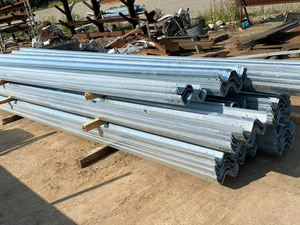 แผ่นกั้นนิรภัยแบบ W-Beam สองชั้น รุ่น Q235/Q355 เหล็กชุบสังกะสีแบบจุ่มร้อน สำหรับถนน ได้รับการรับรองมาตรฐาน EN 1317 ความแข็งแรงสูง - Product Image 4