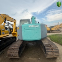 Excavadora Mediana y Pequeña Kobelco SK135SR de 13.5 Toneladas, Brazo Corto para Trabajos Urbanos en Espacios Reducidos, Bajo Número de Horas y Precio Bajo