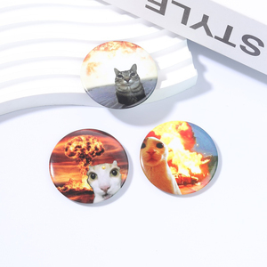 Pin de botón de hojalata con diseño de meme de gato explosivo, divertido y lindo, con nube de hongos y explosión de coche, broche, insignia de solapa, joyería, regalo para amigos - Product Image 3