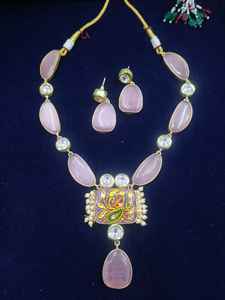 Ensemble de colliers longs en perles fabriqués en Inde, bijoux de mode personnalisés pour mariage indien, provenant d'un fabricant grossiste. - Product Image 5