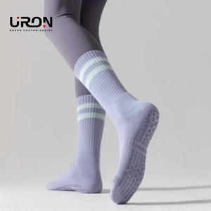 Chaussettes de Pilates de pantoufle de Yoga d'intérieur professionnel de Fitness antidérapant pour femmes de conception libre de haute qualité - Product Image 2