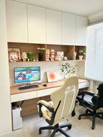 Bureau d'ordinateur personnalisé de luxe léger avec étagère et rangement latéral pour appartement, maison, bureau d'étudiant ou salle d'étude