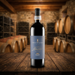 Vino Tinto Italiano Bricco Dei Guazzi Albarossa Nebbiolo DOC 750 ml 13% de Alcohol, Perfecto para Carnes Rojas y Platos Asados, Caja de 6 Botellas - Product Image 3
