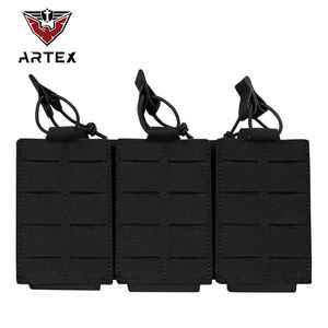 Pochette utilitaire en polyester noire amovible et détachable pour gilet tactique Artex, porte-chargeur, équipement de défense personnel - Product Image 1