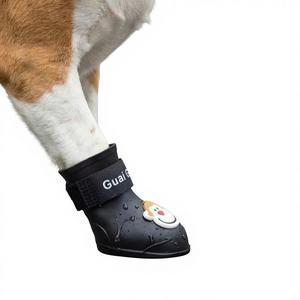 Bottes de pluie imperméables antidérapantes en caoutchouc à semelle souple et respirante en tissu peluche pour chiens, idéales pour l'extérieur en toutes saisons (Four) - Product Image 1