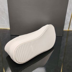 Chaussures de course pour hommes style designer, baskets basses rétro à lacets pour couples, tendance mode hip-hop, plateformes noires - Product Image 5