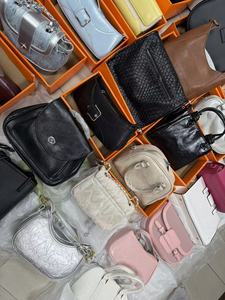 Sacs en gros 2026 : Nouveaux arrivages, stock ancien, sacs à main pour femme, sacs à bandoulière d'occasion, assortiment aléatoire - Product Image 5