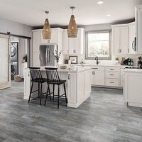 Armoires de cuisine modernes CBMmart avec portes shaker, comptoir stratifié, options marbre, design personnalisé respectueux de l'environnement