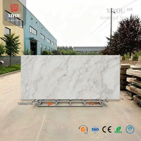 Dalle de pierre frittée sur mesure 9 mm Misty Jiangnan 1200x2700 mm, finition mate, veinage en chevalet pour projet de revêtement mural de couloir