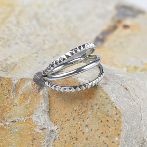 Vĩnh Cửu Kim Loại 16 Gam 1.2 Mét ASTM F136 <span class=keywords><strong>Titanium</strong></span> 3 Stack Ear Bản Lề <span class=keywords><strong>Daith</strong></span> <span class=keywords><strong>Piercing</strong></span> Đoạn Vòng - Product Image 5