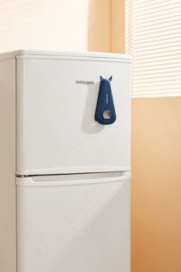 Abridor de botellas magnético de metal para bar, llavero personalizado, fácil de colgar. - Product Image 4