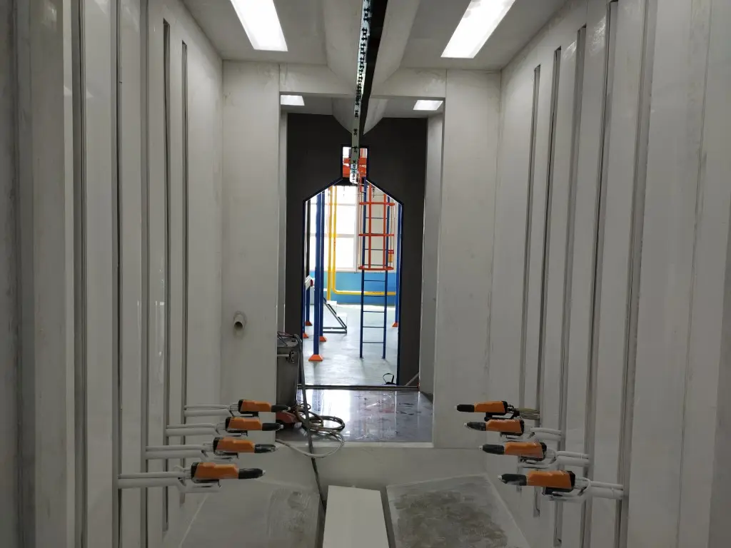 Linea automatica del sistema di verniciatura elettrostatica della cabina di verniciatura a spruzzo per le piccole parti