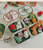 Handgemachtes Weihnachts-Aromatherapie-Duftkerzen-Set in Alien-Form aus Sojawachs-Mischung mit Waldmoos- und Salbei-Düften - Praktisch