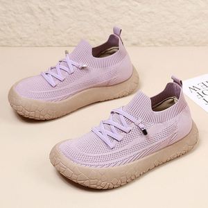 Chaussures de marche en mesh ultra-légères pour femmes |   Chaussures confortables faciles à enfiler |   Chaussures de sport respirantes en tissu pour les trajets quotidiens - Product Image 6