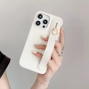 Casing ponsel kulit Vegan dengan tali pergelangan tangan, casing ponsel dengan gelang cincin penyangga jari warna-warni untuk Iphone 15 Pro Max