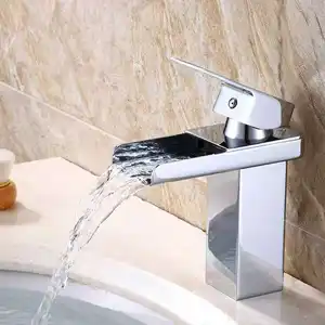 Torneira de banheiro de alavanca única, bom preço de luxo 5 estrelas padrão quadrado cachoeira de aço inoxidável torneira do banheiro misturador