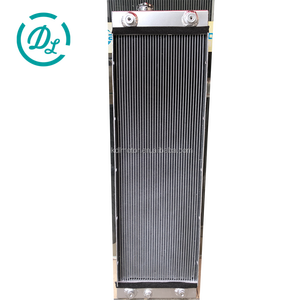 Radiateur et réservoir d'eau pour excavatrice EexcavaStart SWE210 – Noyau en aluminium durable, refroidissement efficace, garantie 1 an, Guangdong - Product Image 2