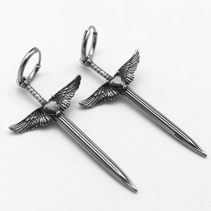 Pendientes de aro con forma de espada y alas de Yunnique, joyería de moda unisex de acero de titanio - Product Image 1