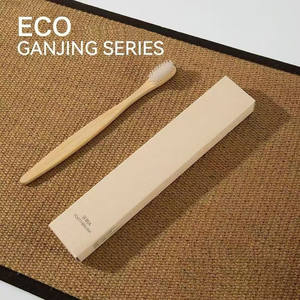 Ensemble d'articles de toilette secs pour hôtel avec articles de toilette humides dans une pochette en papier kraft, kit dentaire, fournitures durables pour les clients - Product Image 1