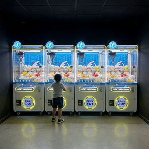 Améliorez le plaisir nocturne des soirées en centre commercial avec des jeux de carnaval qui brillent dans le noir et une machine à peluches lumineuse pour les foules nocturnes. - Product Image 1
