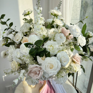 Hot Selling Moderne Elegante Bruiloft Bloem Decoratie Wit Luxe Simulatie Bloembal Aangepaste Tafel Middenstuk - Product Image 4