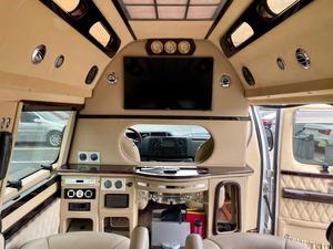 Fords E350 2013 Model 5.4l Standard <b>Yacht</b> Edition Left Hand Drive Iv Low Mileage 28000km Premium Vehicle Condition Low Mileage - Product Image 5