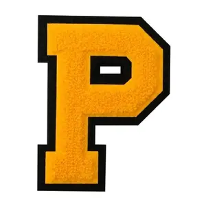Serviette d'université en forme de lettre P dorée patchs de lettre en chenille avec logo personnalisé brodés à repasser sur lettres personnalisées patchs en chenille