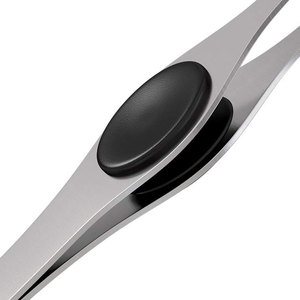 Pince à épiler pour sourcils OEM sous marque privée, en acier inoxydable, avec poignée antidérapante, logo personnalisé, pointe inclinée en acier - Product Image 4