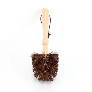 高品质山毛榉木花盆清洁刷，带木柄和用于花园清洁工具的棕榈纤维