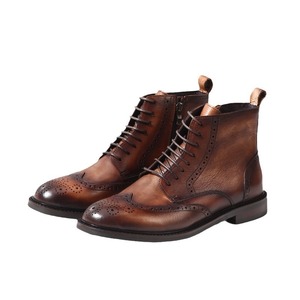 Bottes habillées classiques pour hommes en cuir satiné gravé personnalisé, polies, formelles, peuvent être portées à toutes les occasions - Product Image 5