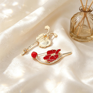 Artículo Popular: Elegante Broche Chapado en Oro, Pin de Metal Pulido Antioxidante, Adorno para Atuendos de Banquete y Combinación de Moda de Lujo - Product Image 3