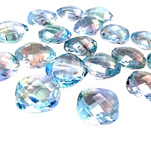 Pierres précieuses de topaze bleue naturelle, taille coussin de 12 mm, facettées, pierres brutes certifiées par un tiers, vente en gros, bijoux fins Gopika - Product Image 1