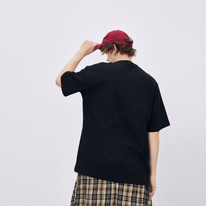 Camiseta Negra Bordada para Hombre, 100% Algodón, Manga Corta, Cuello Redondo, Corte Holgado, Estilo Urbano - Product Image 4