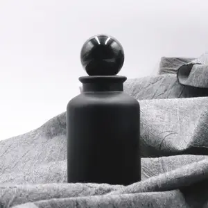 Flacon de parfum en verre noir mat vide personnalisé de 50ml Flacons de parfum en verre avec couvercle rond