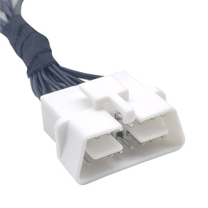 Arnés de cableado impermeable para diagnóstico Tesla, adaptador OBD2 de 4 pines para vehículos eléctricos, uso automotriz, IP65, 1 metro, núcleo de cobre, PVC - Product Image 3