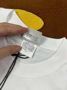 Camiseta Bapees de Diseñador de Moda con Estampado de Letras, Versión 1:1 de Alta Calidad, Disponible en Stock, Camiseta Bapees Moderna para Hombre - Product Image 2