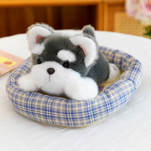 Juego de Peluches de <span class=keywords><strong>Perro</strong></span> Kawaii con Cama a Cuadros, Mini Cachorro Realista de Peluche, Juguete Suave y Adorable, Regalo para Niños - Product Image 3