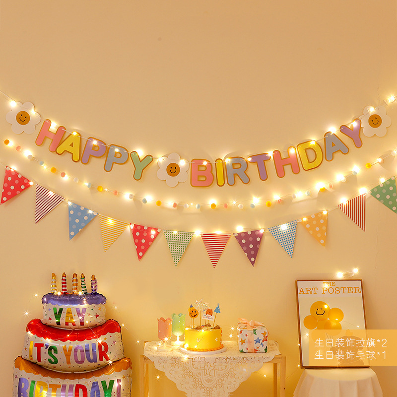 Smiley Daisy + Pom-pom K + Lunares de colores + 2 luces LED