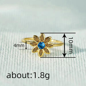 T0248 Anello Placcato Oro a Forma di Fiore con Cristallo Blu Incastonato, Gioiello Raffinato da Donna per Uso Quotidiano - Product Image 5