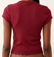 Haut court côtelé en maille pour femme, col rond uni, manches courtes, boutonnage intégral, ourlet festonné en dentelle, coupe ajustée