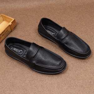 Aibuois Mocassins d'été en cuir respirant pour hommes, chaussures décontractées à bout rond et semelle souple - Product Image 1