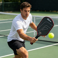 Raquette de pickleball professionnelle personnalisée en usine, de haute qualité, portable, avec noyau en mousse C45 et bande de bord électroplaquée, pour l'entraînement