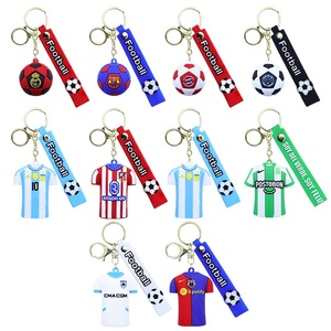 Porte-clés populaire en forme <span class=keywords><strong>de</strong></span> <span class=keywords><strong>maillot</strong></span> <span class=keywords><strong>de</strong></span> célébrité, logo d'équipe <span class=keywords><strong>de</strong></span> football <span class=keywords><strong>de</strong></span> haute qualité, pendentif créatif DIY pour sac à dos, bijou - Product Image 1