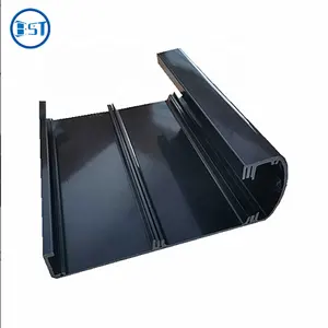 Profil de structure spéciale en forme de L extrudé personnalisé profil pvc en plastique noir brillant pour coque de piano