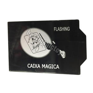Scatola Magica Grande Multicolore in Plastica Resistente di Alta Qualità con Funzione di Scomparsa per <span class=keywords><strong>Trucchi</strong></span> di Magia Ravvicinata Marca BrilliantMagic - Product Image 2