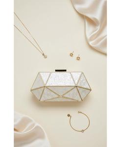 Bolso de Mano de Resina Premium para Mujer con Diseño Elegante, Construcción Duradera y Patrones de Color Vibrantes para Eventos Nocturnos - Product Image 1