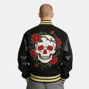 <span class=keywords><strong>Giacca</strong></span> Varsity da Uomo con Ricamo Teschio e Rosa in Ciniglia, <span class=keywords><strong>Giacca</strong></span> Bomber Streetwear Pesante in Misto Lana con Maniche in Pelle - Product Image 2